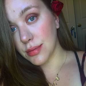 Meet your Posher, Stacey